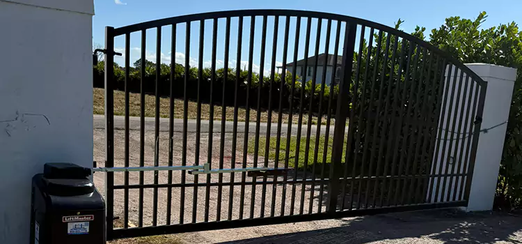 Driveway Fence Repair Crestview